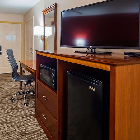 Best Western Executive Inn Marshall Eksteriør billede