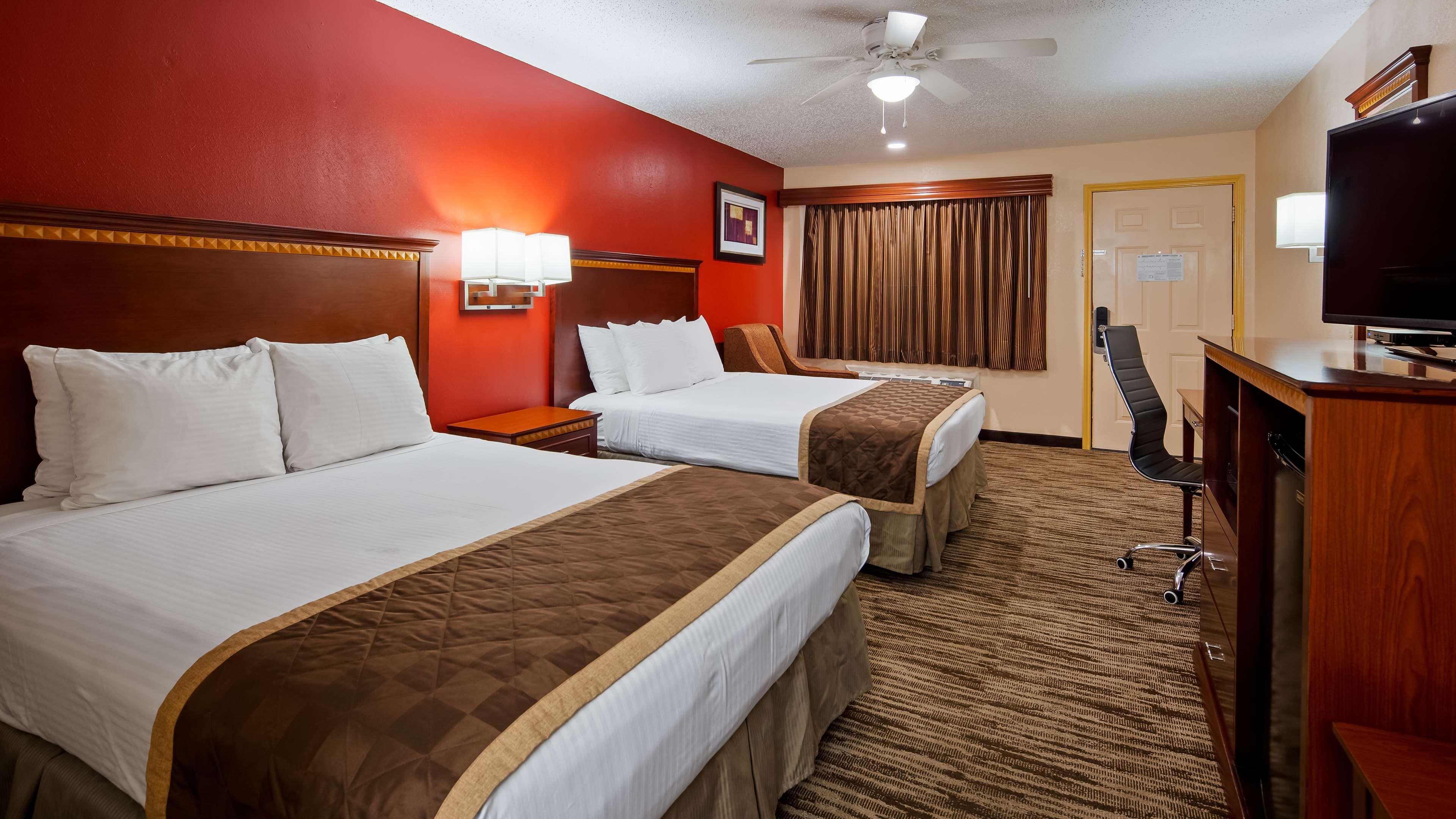 Best Western Executive Inn Marshall Eksteriør billede
